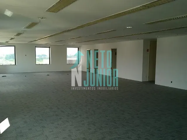 Conjunto com 638m², para alugar, no bairro Vila Nova Conceição em São Paulo