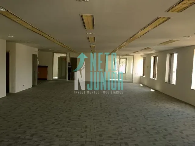 Conjunto com 638m², para alugar, no bairro Vila Nova Conceição em São Paulo