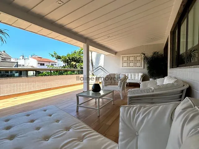 Cobertura / Penthouse com 380m² 4 quartos e 4 banheiros, à venda ou para alugar, no bairro Recreio dos Bandeirantes em Rio de Janeiro