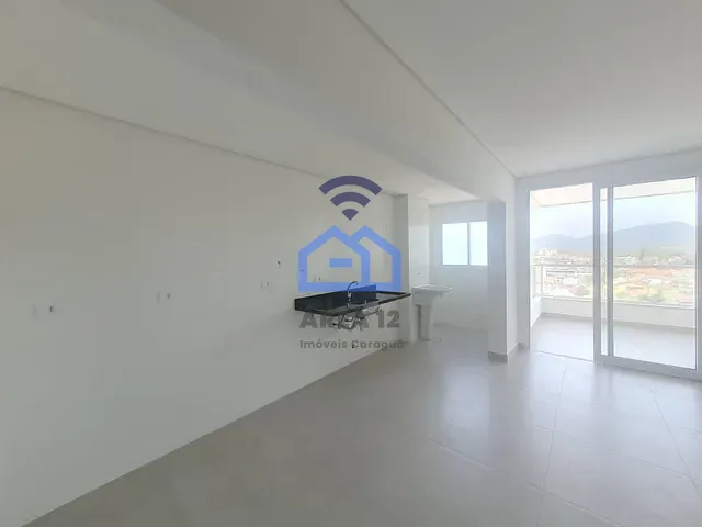Cobertura / Penthouse 3 quartos e 1 banheiro, à venda, no bairro Massaguaçu em Caraguatatuba