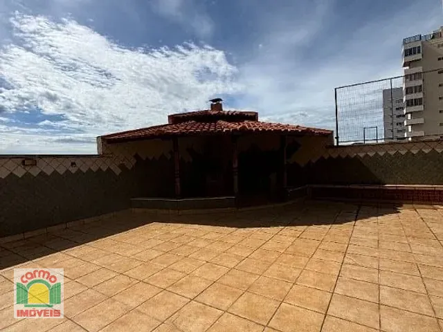 Cobertura / Penthouse com 204m² 4 quartos e 4 banheiros, à venda ou para alugar, no bairro Cidade Jardim em Anápolis