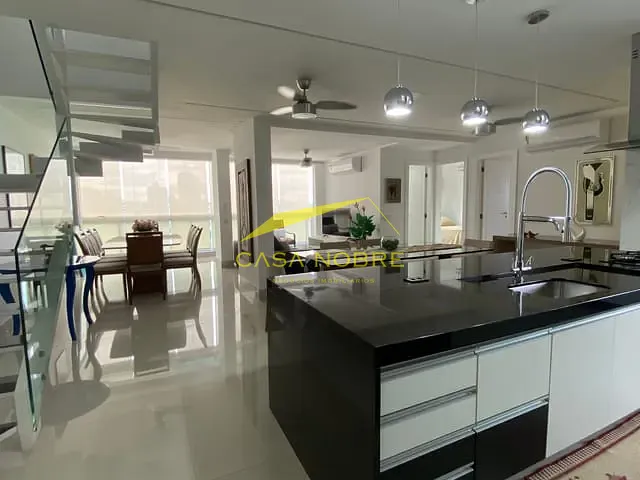 Cobertura / Penthouse com 259m² 4 quartos e 3 banheiros, à venda, no bairro Enseada do Suá em Vitória
