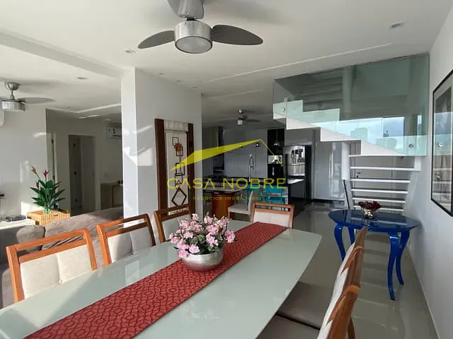 Cobertura / Penthouse com 259m² 4 quartos e 3 banheiros, à venda, no bairro Enseada do Suá em Vitória