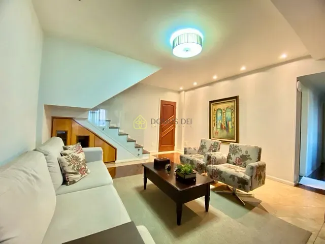 Cobertura / Penthouse com 183m² 4 quartos e 5 banheiros, à venda, no bairro Jardim Amália em Volta Redonda