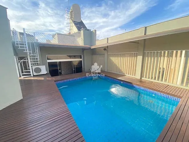 Cobertura / Penthouse 4 quartos e 7 banheiros, à venda, no bairro Centro em Londrina