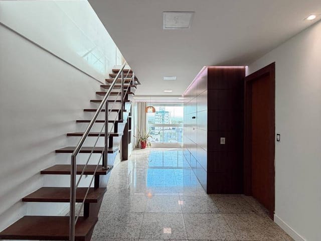 Cobertura / Penthouse 4 quartos e 4 banheiros, à venda, no bairro Jardim Camburi em Vitória