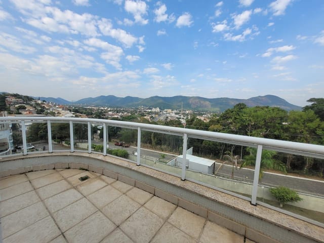Cobertura / Penthouse com 214m² 3 quartos e 3 banheiros, à venda, no bairro Piratininga em Niterói
