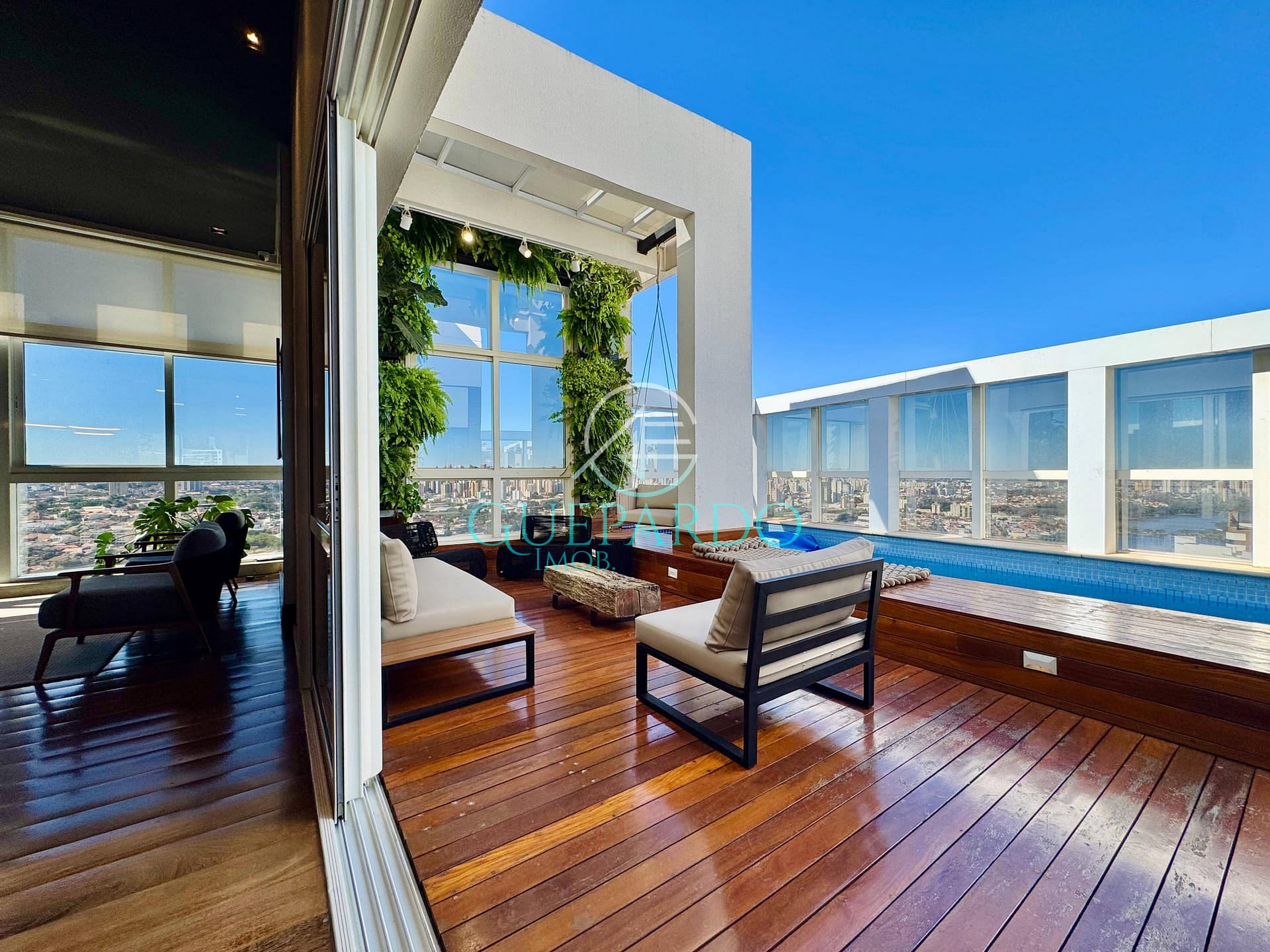 Cobertura, 3 quartos, 243 m² - Foto 11