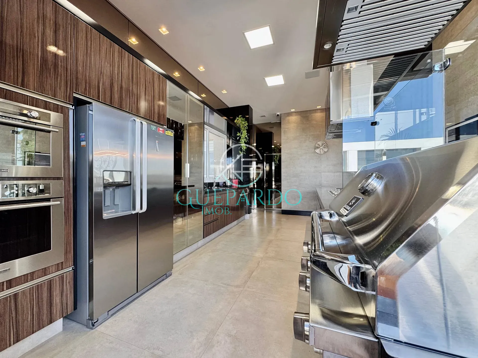 Cobertura, 3 quartos, 243 m² - Foto 9