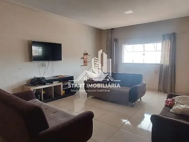 Casa 3 quartos e 2 banheiros, à venda, no bairro Vila Paulista em Pederneiras