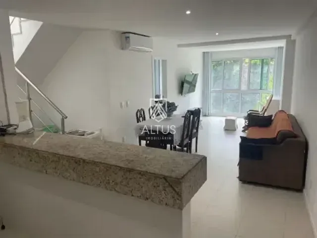 Cobertura / Penthouse 2 quartos e 3 banheiros, à venda, no bairro Ondina em Salvador