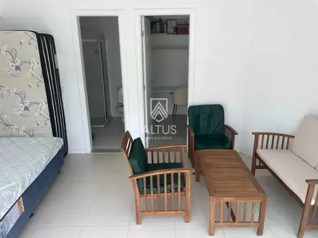 Cobertura / Penthouse 2 quartos e 3 banheiros, à venda, no bairro Ondina em Salvador