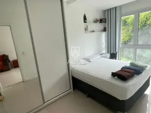 Cobertura / Penthouse 2 quartos e 3 banheiros, à venda, no bairro Ondina em Salvador