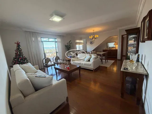 Cobertura / Penthouse com 272m² 5 quartos e 5 banheiros, à venda, no bairro Manejo em Resende