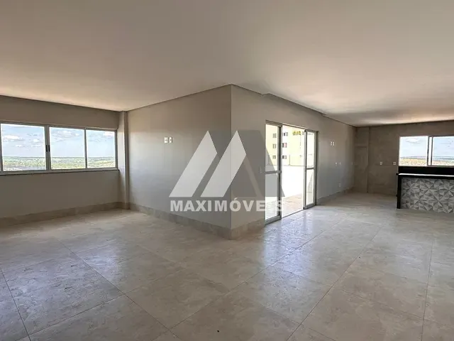 Cobertura / Penthouse 4 quartos e 4 banheiros, à venda, no bairro Centro em Bom Despacho