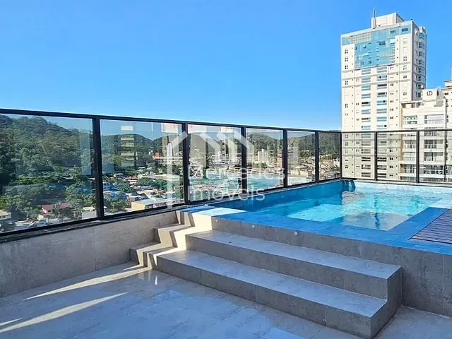 Cobertura / Penthouse com 320m² 3 quartos e 4 banheiros, à venda, no bairro Fazenda em Itajaí