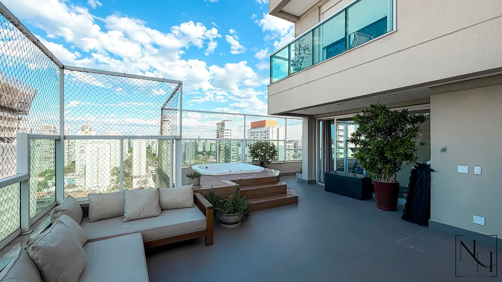 Cobertura, 4 quartos, 357 m² - Foto 1