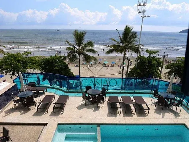 Cobertura / Penthouse com 786m² 4 quartos e 2 banheiros, à venda, no bairro Centro em Balneário Camboriú