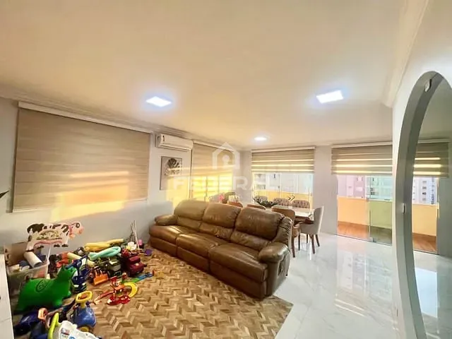 Cobertura / Penthouse com 455m² 4 quartos e 6 banheiros, à venda, no bairro Nova Suiça em Goiânia