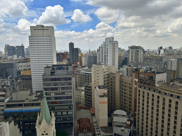Apartamento com 75m² 2 quartos e 1 banheiro, para alugar, no bairro Consolação em São Paulo