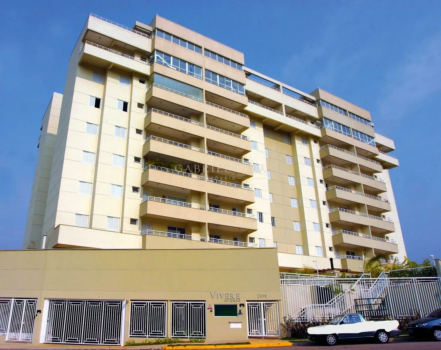 Cobertura, 3 quartos, 246 m² - Foto 2
