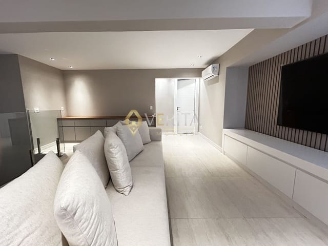 Cobertura / Penthouse com 288m² 3 quartos e 4 banheiros, à venda ou para alugar, no bairro Barra da Tijuca em Rio de Janeiro