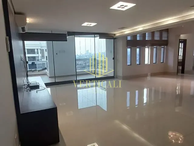 Apartamento com 452m² 5 quartos e 6 banheiros, à venda, no bairro Jardim das Américas em Cuiabá
