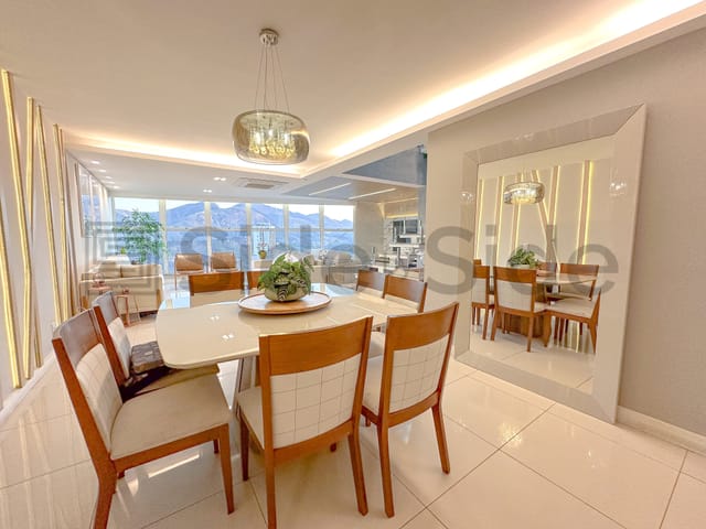 Cobertura / Penthouse com 310m² 3 quartos e 5 banheiros, à venda, no bairro Centro em Três Rios