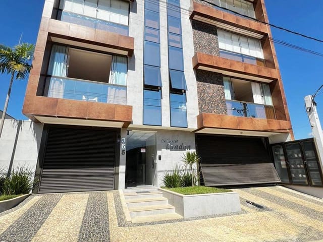 Cobertura / Penthouse com 224m² 3 quartos e 4 banheiros, à venda ou para alugar, no bairro Vila Bastos em Itaperuna