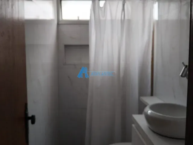 Cobertura / Penthouse com 114m² 3 quartos e 2 banheiros, à venda ou para alugar, no bairro Praça Seca em Rio de Janeiro