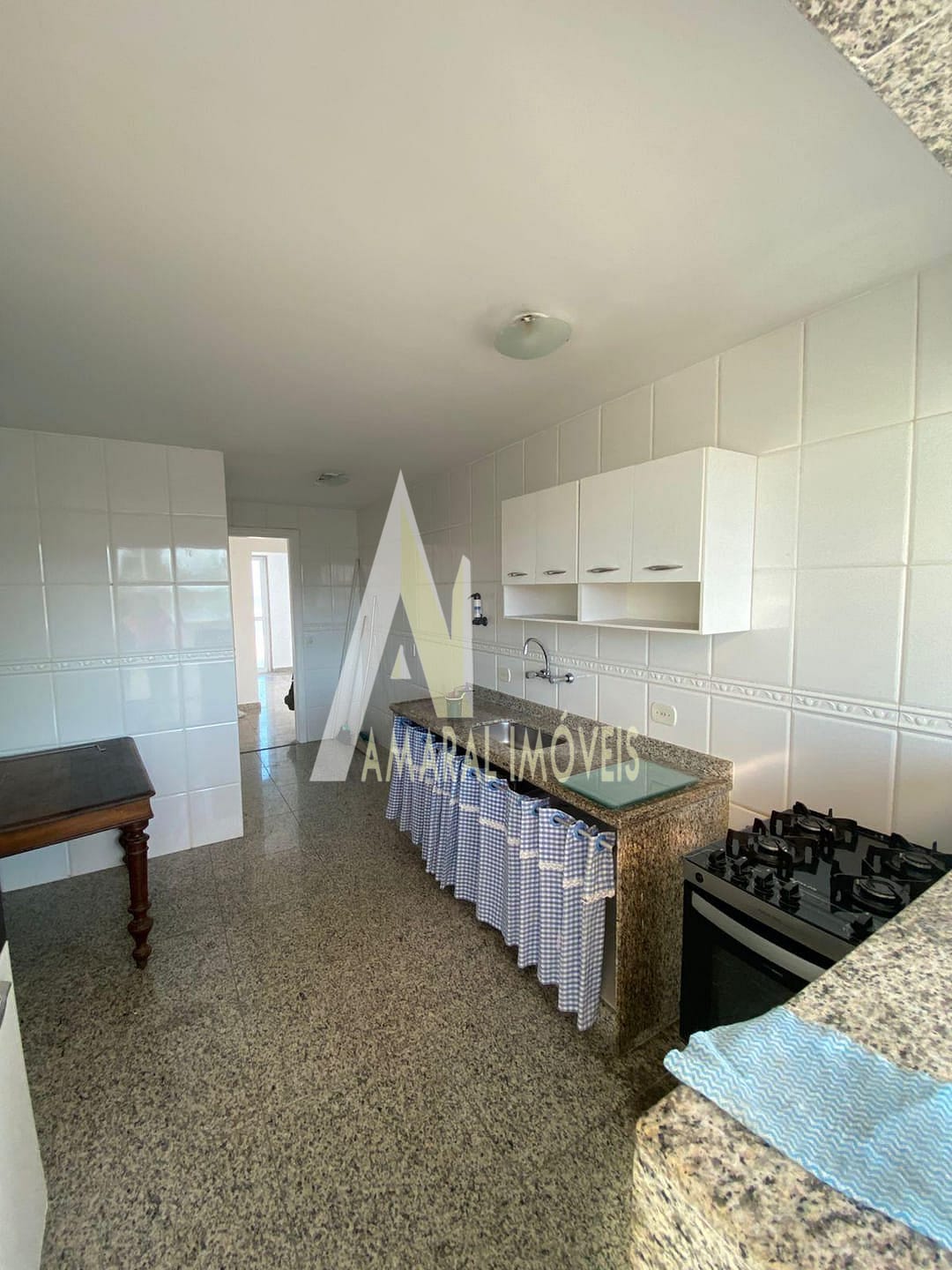 Cobertura para alugar com 2 quartos, 200m² - Foto 12