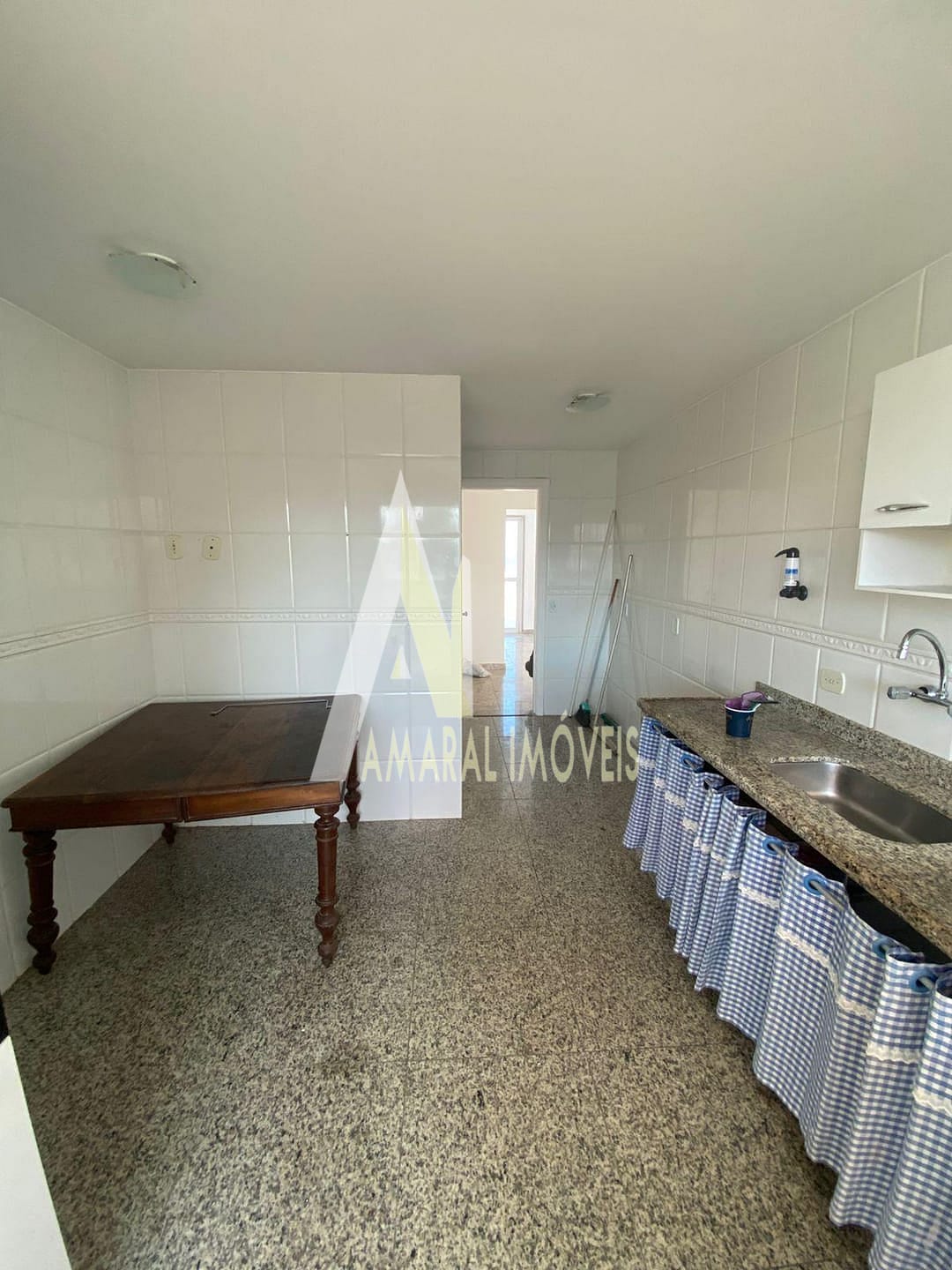 Cobertura para alugar com 2 quartos, 200m² - Foto 14