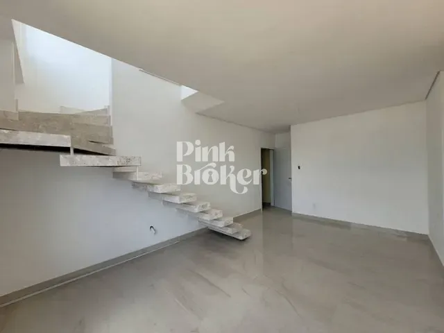Cobertura / Penthouse 5 quartos e 5 banheiros, à venda, no bairro Cabral em Contagem