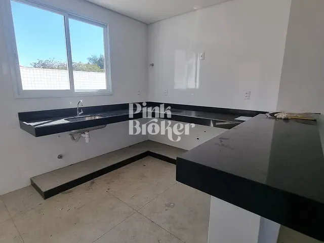 Cobertura / Penthouse 5 quartos e 5 banheiros, à venda, no bairro Cabral em Contagem