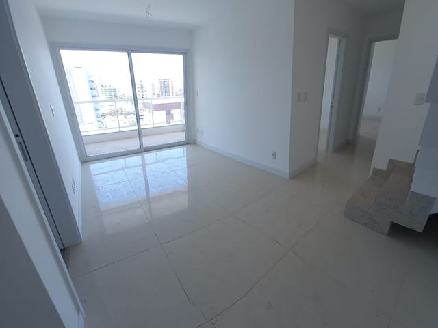 Cobertura / Penthouse 3 quartos e 3 banheiros, à venda ou para alugar, no bairro Centro em Campos dos Goytacazes