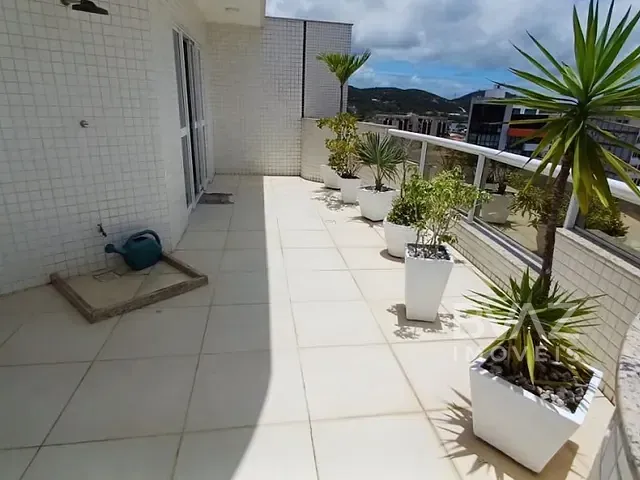 Cobertura / Penthouse com 156m² 3 quartos e 3 banheiros, à venda, no bairro Passagem em Cabo Frio