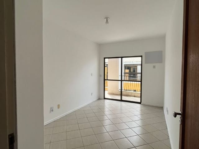 Cobertura / Penthouse com 220m² 3 quartos e 2 banheiros, à venda, no bairro Cachoeira do Bom Jesus em Florianópolis