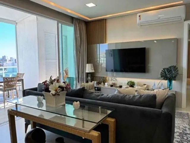 Cobertura / Penthouse com 226m² 3 quartos e 3 banheiros, à venda, no bairro Jurerê em Florianópolis