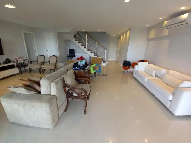 Cobertura / Penthouse com 354m² 4 quartos e 7 banheiros, à venda, no bairro Barra da Tijuca em Rio de Janeiro