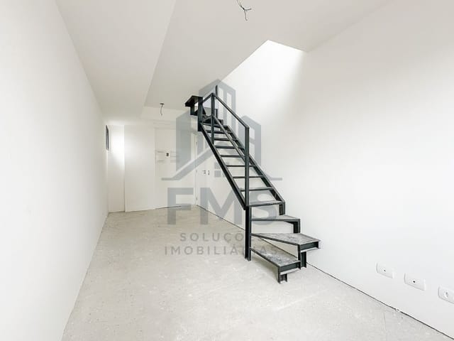 Cobertura / Penthouse 1 quarto e 1 banheiro, à venda, no bairro Novo Mundo em Curitiba