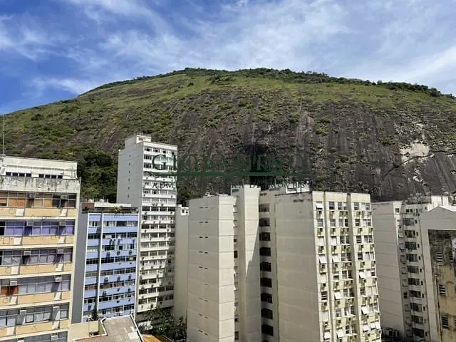 Cobertura / Penthouse com 228m² 4 quartos e 3 banheiros, à venda, no bairro Copacabana em Rio de Janeiro