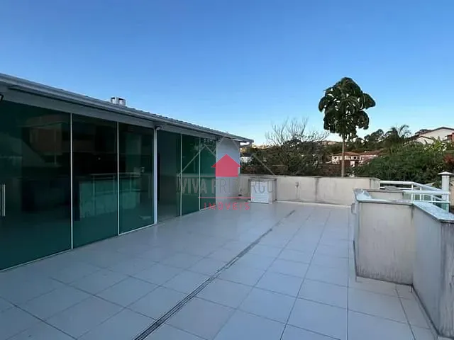 Cobertura / Penthouse com 256m² 3 quartos e 4 banheiros, à venda, no bairro Braunes em Nova Friburgo