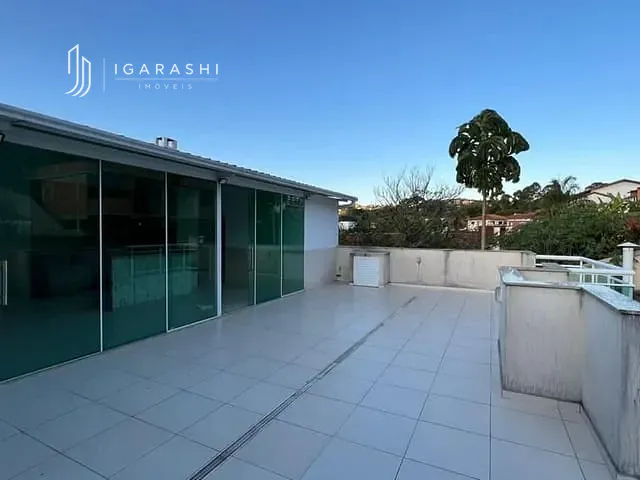 Cobertura / Penthouse com 256m² 3 quartos e 4 banheiros, à venda, no bairro Braunes em Nova Friburgo