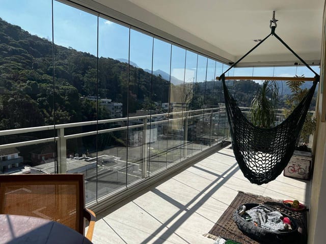 Cobertura / Penthouse 4 quartos e 5 banheiros, à venda, no bairro Valparaíso em Petrópolis