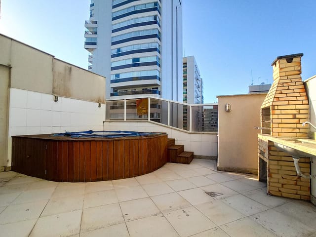 Cobertura / Penthouse 3 quartos e 4 banheiros, à venda, no bairro Praia da Costa em Vila Velha