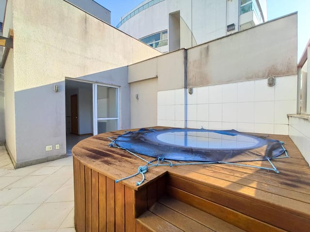 Cobertura / Penthouse 3 quartos e 4 banheiros, à venda, no bairro Praia da Costa em Vila Velha