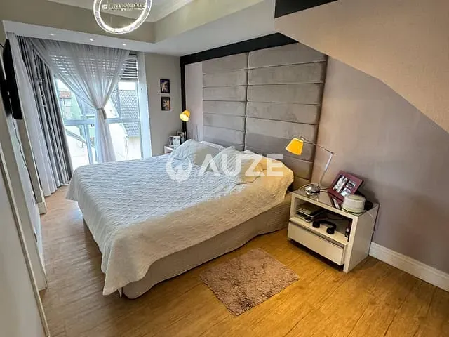 Cobertura / Penthouse com 191m² 3 quartos e 3 banheiros, à venda, no bairro Boqueirão em Curitiba