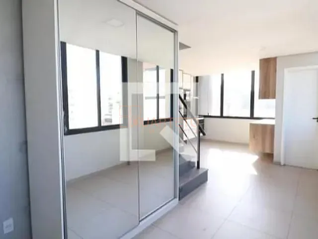 Cobertura / Penthouse 1 quarto e 1 banheiro, à venda, no bairro Pinheiros em São Paulo