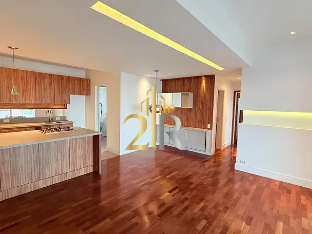 Cobertura / Penthouse com 240m² 4 quartos e 4 banheiros, à venda, no bairro Vila Sofia em São Paulo