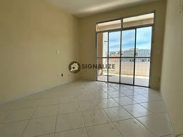 Cobertura / Penthouse 4 quartos e 3 banheiros, à venda, no bairro Algodoal em Cabo Frio